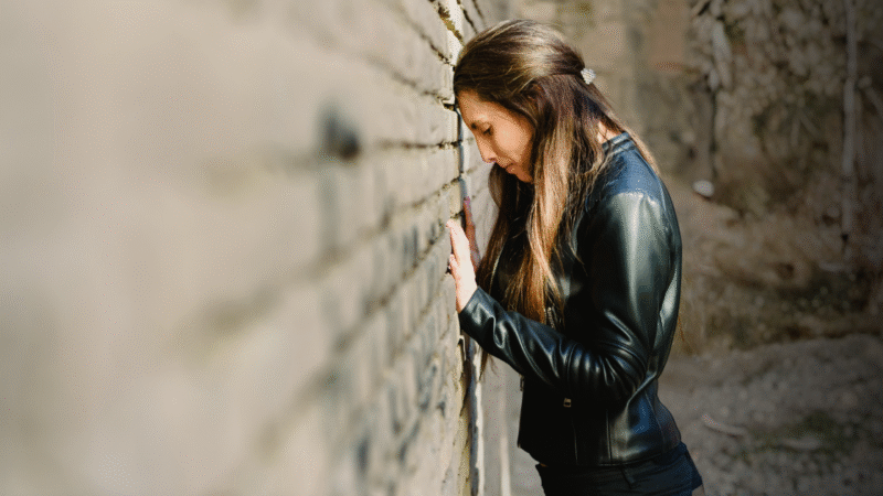 Por Que a Vida Anda em Loop Até Você Enxergar o Ser