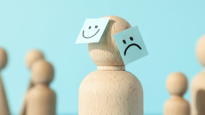 Saúde Mental no Trabalho e NR-1: Como os Riscos Psicossociais Revelam os Conflitos do Ser?