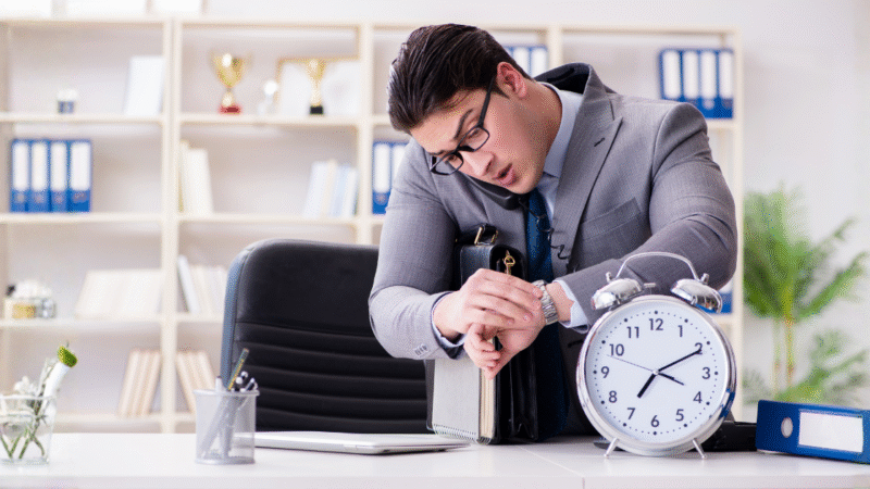 Lideranças que Geram Urgência Podem Provocar Ansiedade no Trabalho