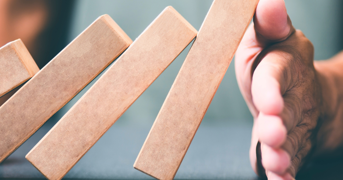 Pequenos Estímulos, Grandes Reações: Uma Leitura Ontoanalítica