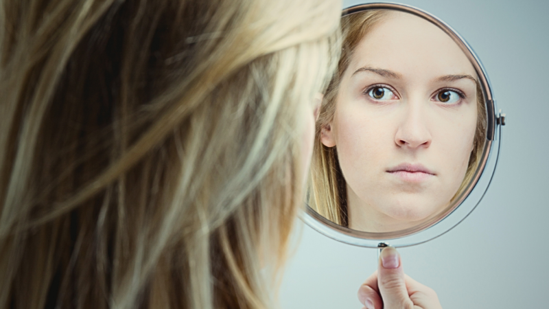 O Autoengano Invisível: Nem Tudo Que Parece Claro, É Claro